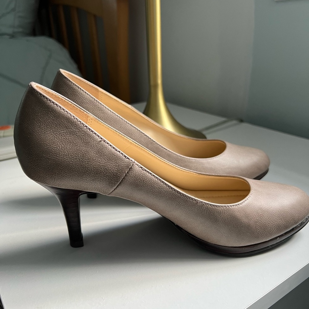 Barely worn Kelly&Katie heels